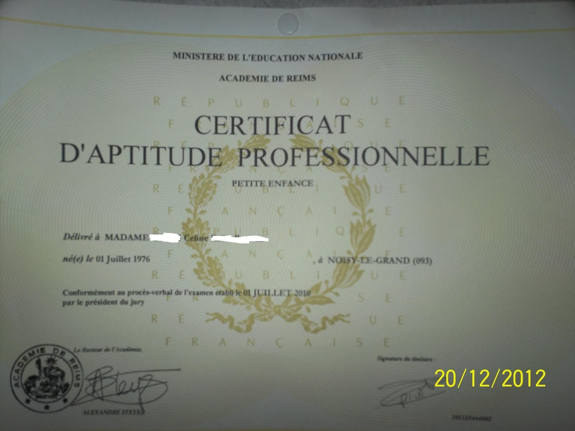 titulaire du CAP petite enfance